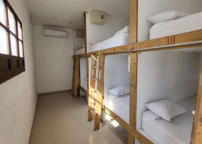 The Blue House Hostel Santa Marta