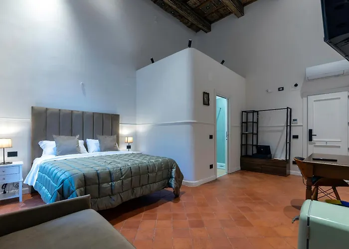 Il Tesoro Smart Suite & Spa Neapel