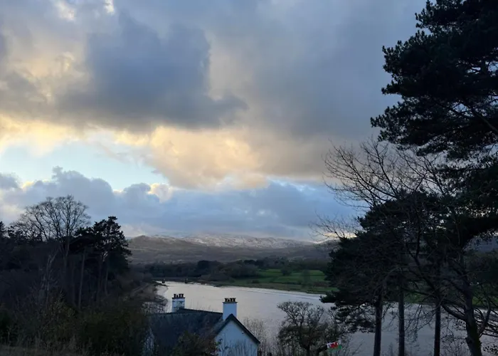The Farmhouse At Bodnant Welsh Food Conwy