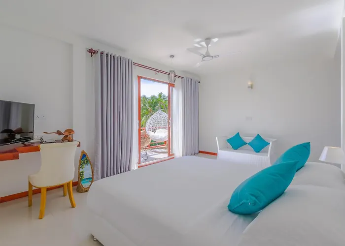 White Sand Dhigurah Dhigurah 