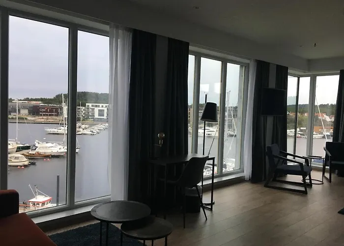 Mandal Hotel