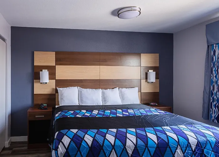 Coratel Inn And Suites By Jasper Saint Paul Minneapolis Inver Grove Heights