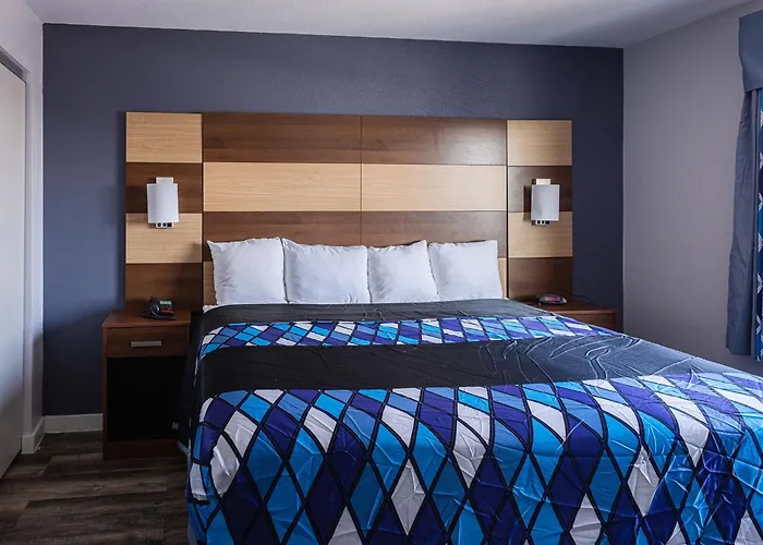 Coratel Inn And Suites By Jasper Saint Paul Minneapolis Inver Grove Heights