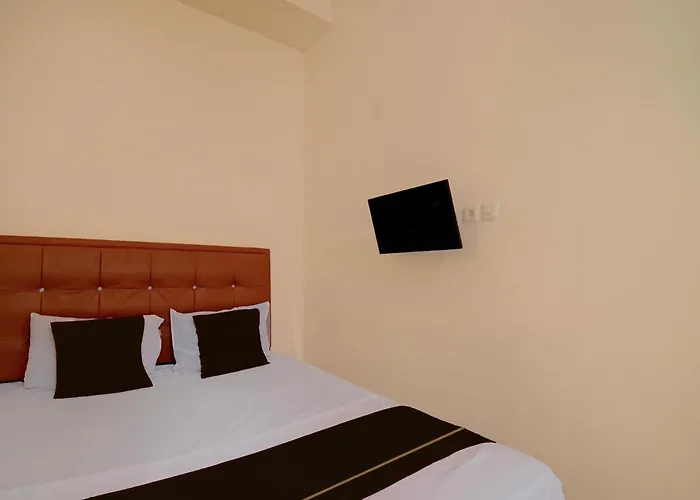 Hotel O Pekanbaru near Mall Ciputra Seraya formerly Lotus Inn