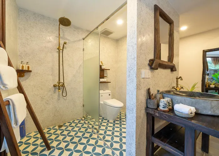 Zest Resort & Spa Hội An