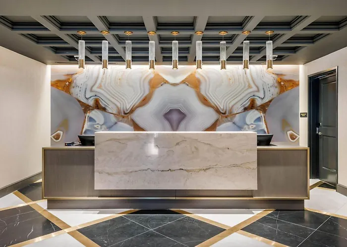 Cambria Hotel Houston Downtown Convention Center