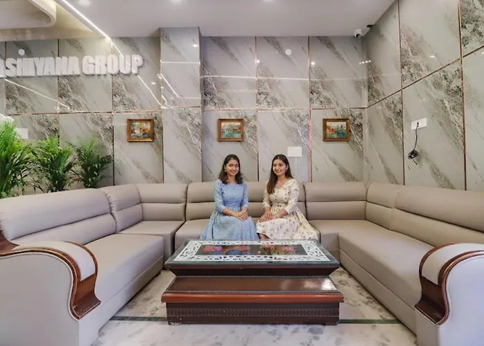 Via Rainbow Villa New Delhi