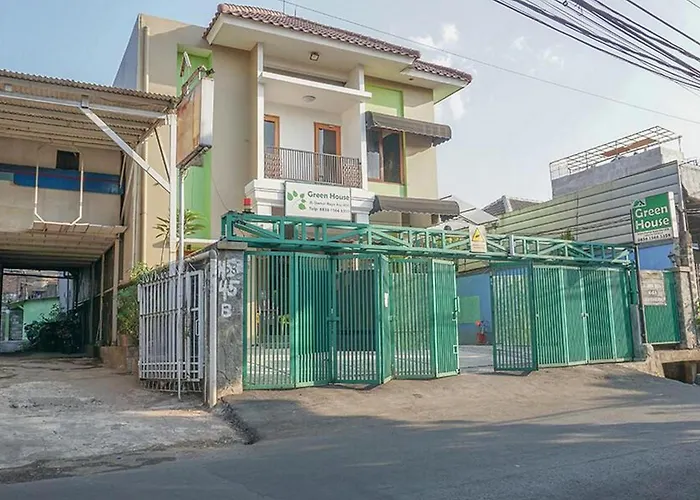 Reddoorz Near Kemang Square Hotel Jakarta