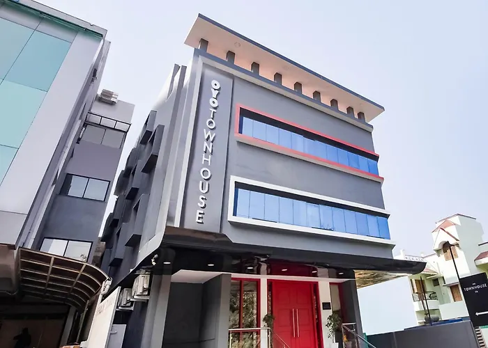 Townhouse Lords Regency Hotel Indore