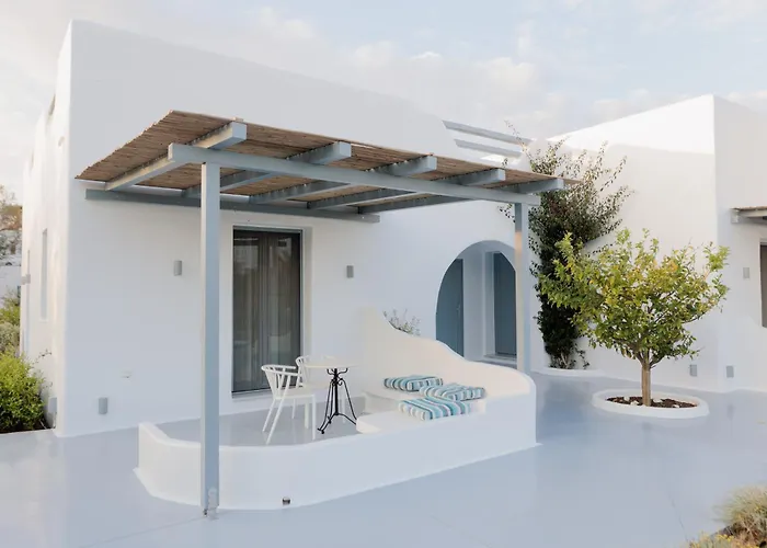 Crystal Mare Suites Naxos City
