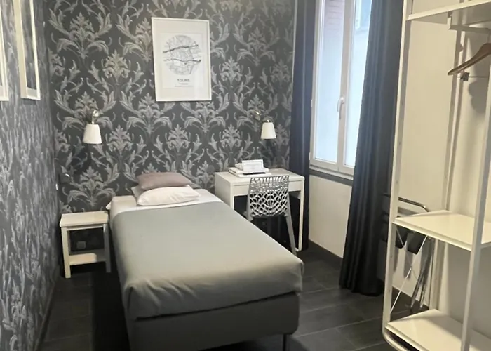 Hotel Saint Eloi Tours