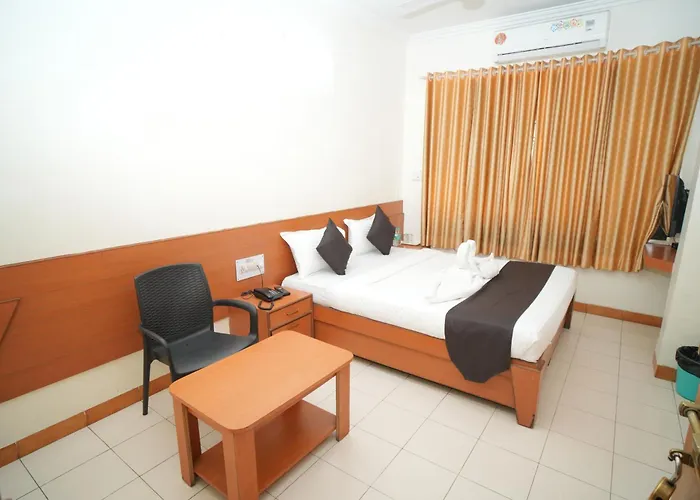 Hotel Abhishek, Shirdi