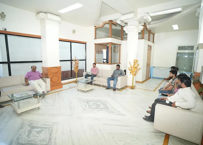 Hotel Abhishek, Shirdi