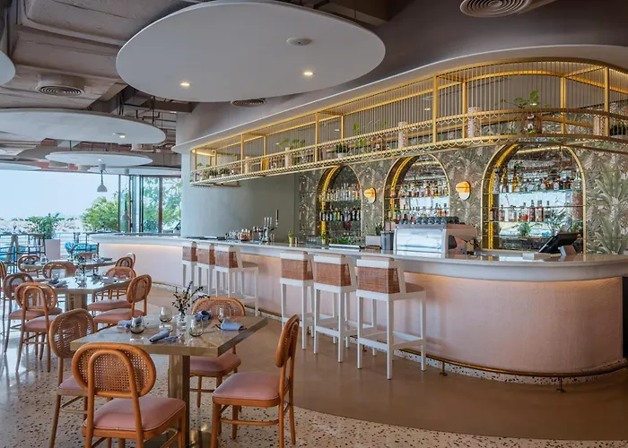 Andaz Dubai The Palm, By Hyatt Hotel