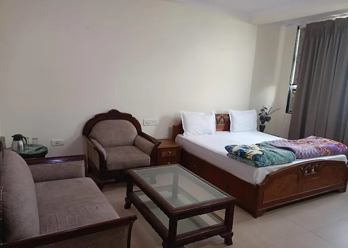 Hotel Home Stay Dwarka Delhi 