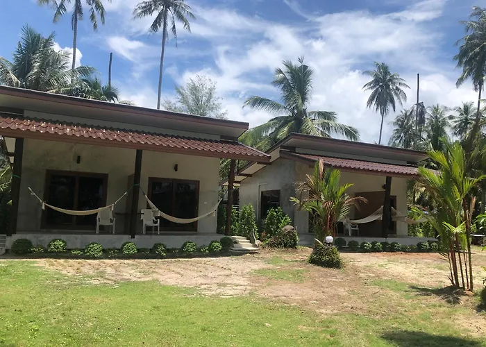 Rim Lay Hotel Ko Kut