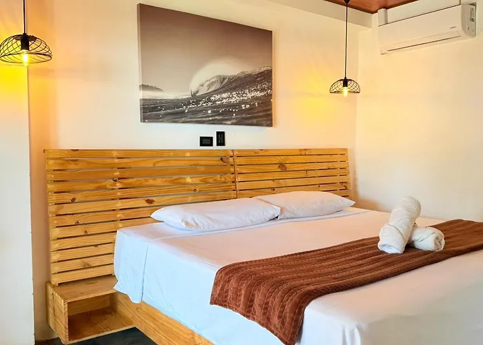Esencia Nativa Hotel El Zonte
