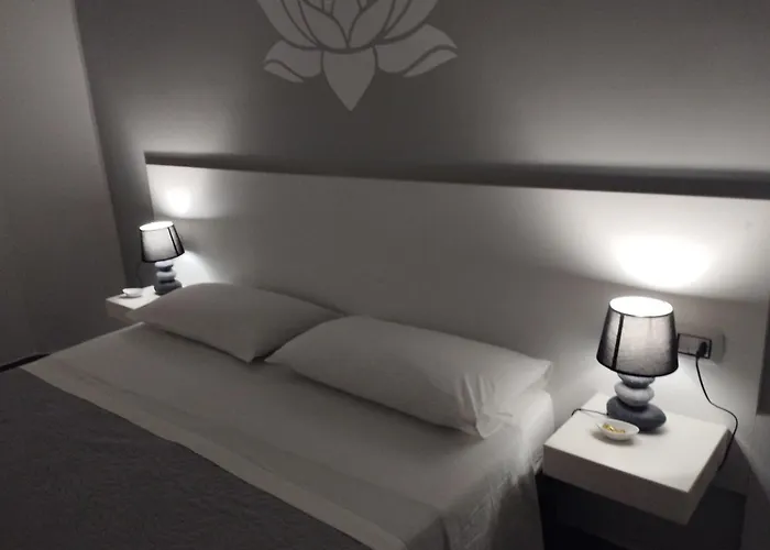 Fiore Di Loto Rooms Carini