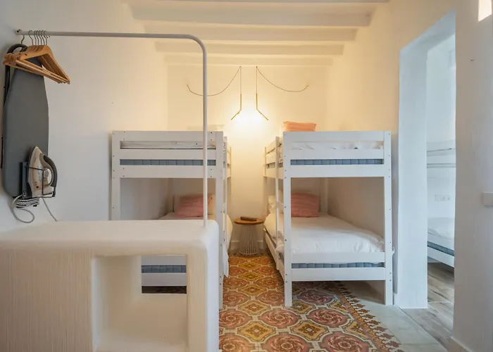 Llonga'S Hostel Ciutadella 