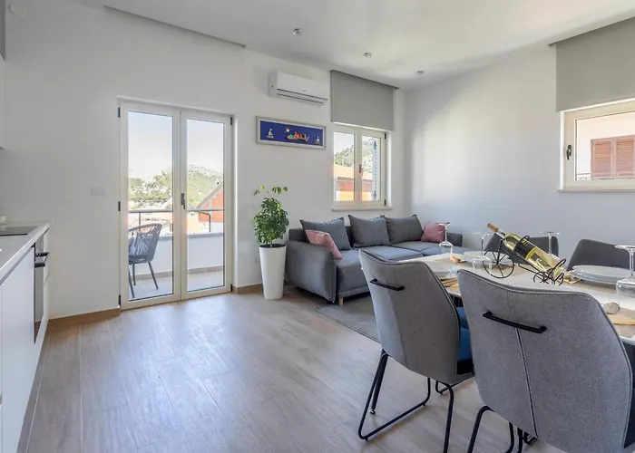 Apartments Jakic 1 Hvar Town