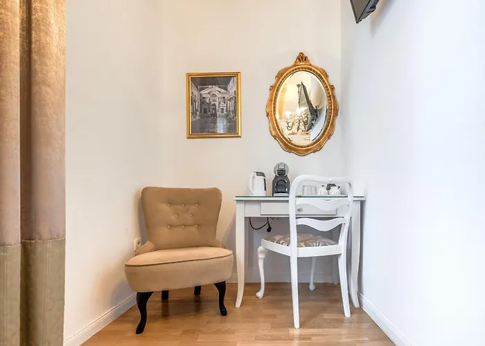 Le Monde - Vintage Accommodation Split