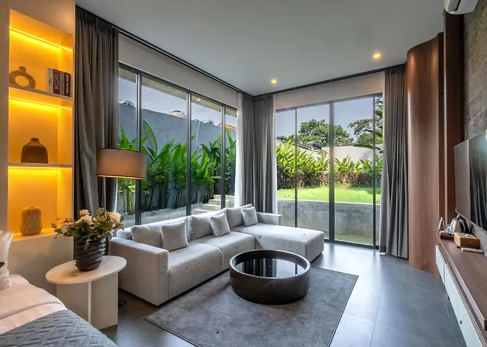 Ratan Uluwatu Hotel And Villas
