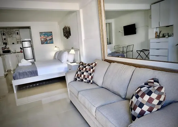 Segovia Studio Units Carolina