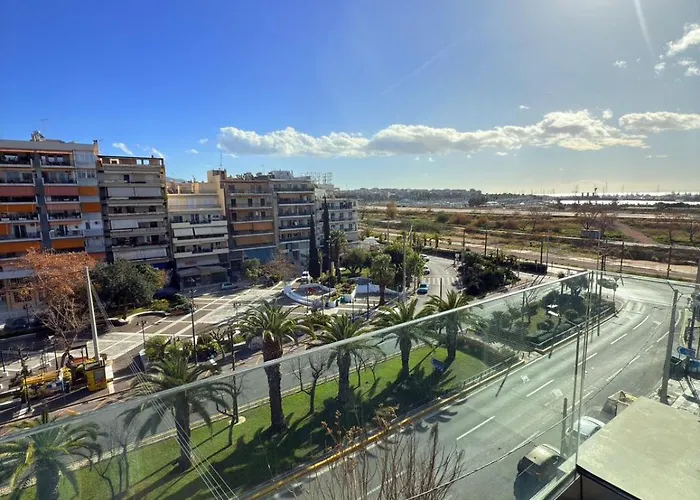 Hotel The Convo Athens Riviera