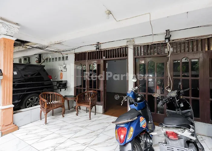 Danysa Guest House Jakarta Redpartner