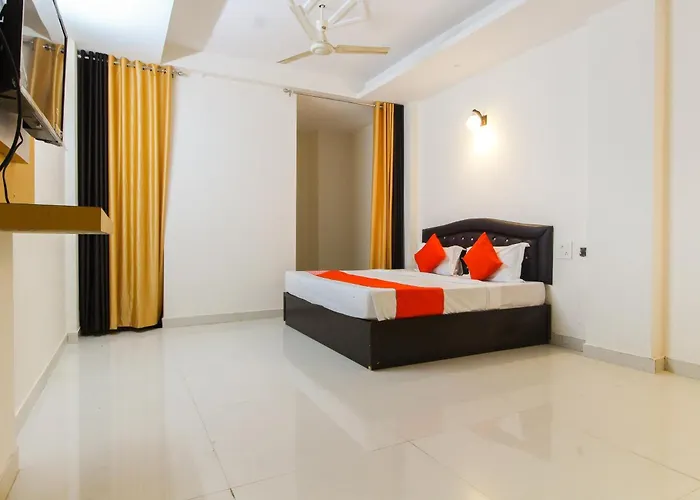 Hotel O Krishna Cottage Vrindavan