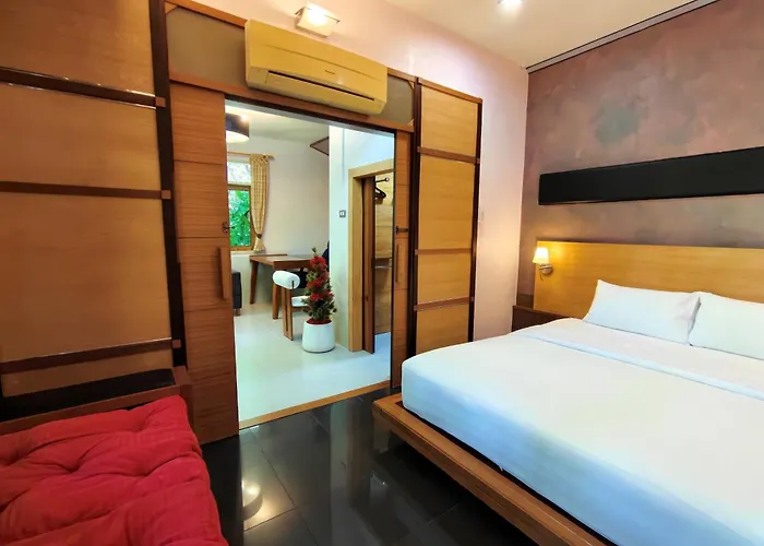 Cafe'@Luv22 Hotel Phuket