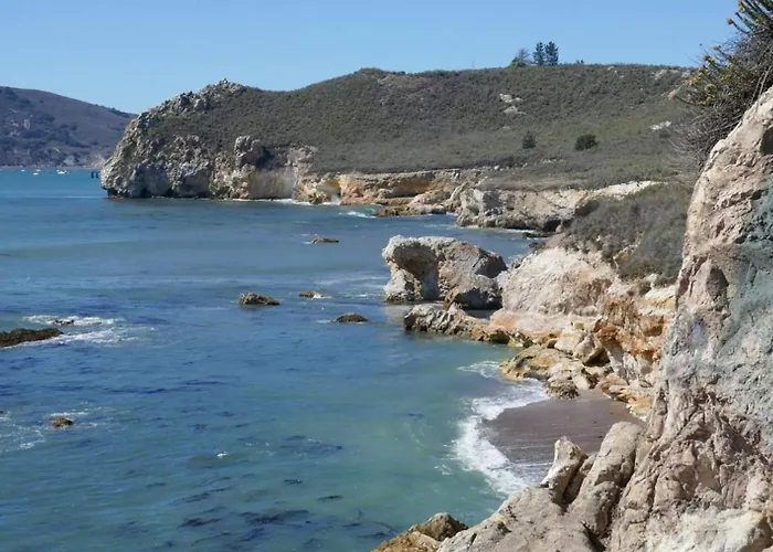 Rye Motor Inn - Oceanfront, Walk To Beach (Adults Only)