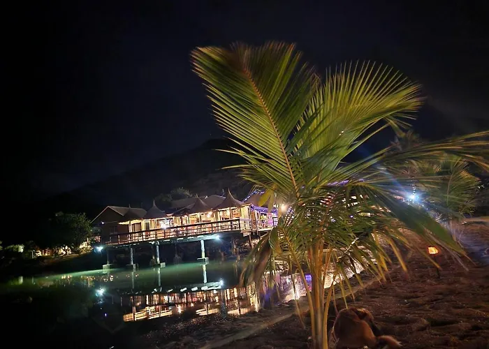 Golden Point Resort Rakiraki