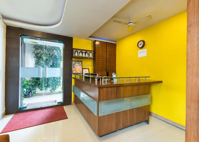 Hotel O The Red Velvet Opposite Novel Office Marathahalli Bridge Bangalore