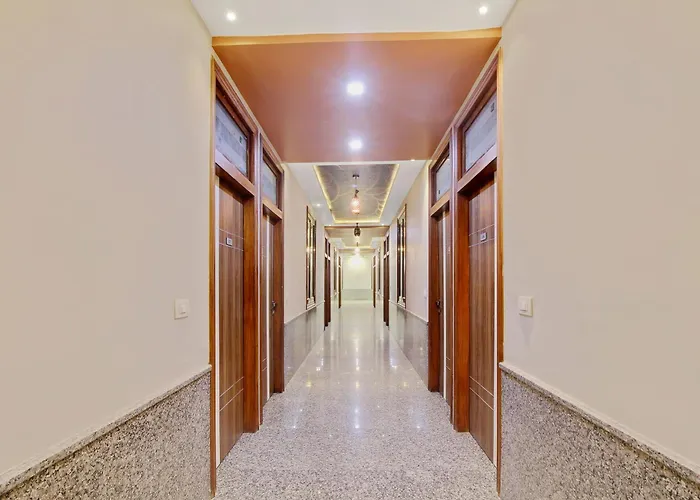 Hotel O Royal Guest House Ludhiana