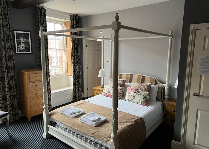 The Silk House Hotel Leek
