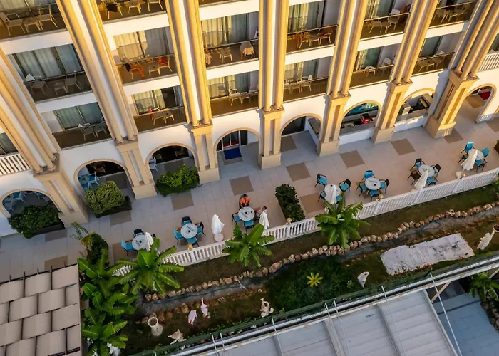 J'Adore Deluxe Hotel & Spa Ultra All Inclusive Sidé