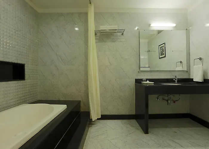 Hotel Premiere Villa Varanasi