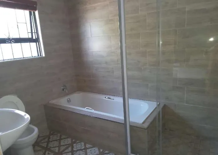 Victoria Guest Lodge Bellville