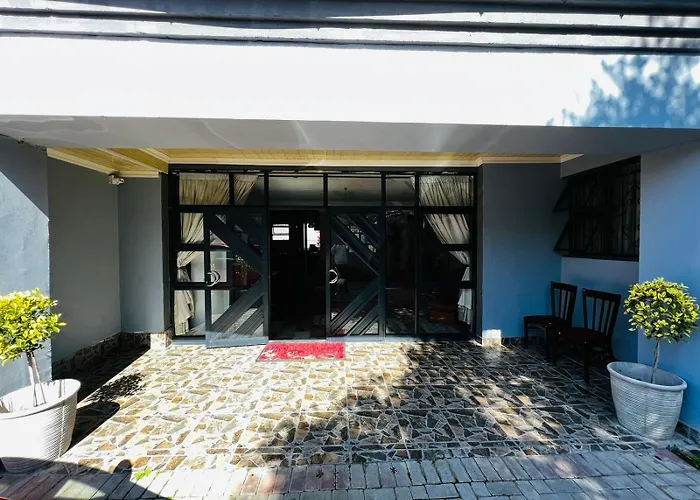 Victoria Guest Lodge Bellville
