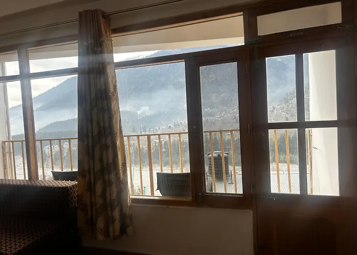 Hotel Bhrigu Manali 