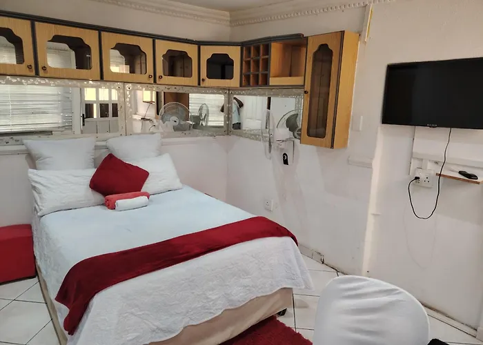 Lytton Cresent B&B Pinetown