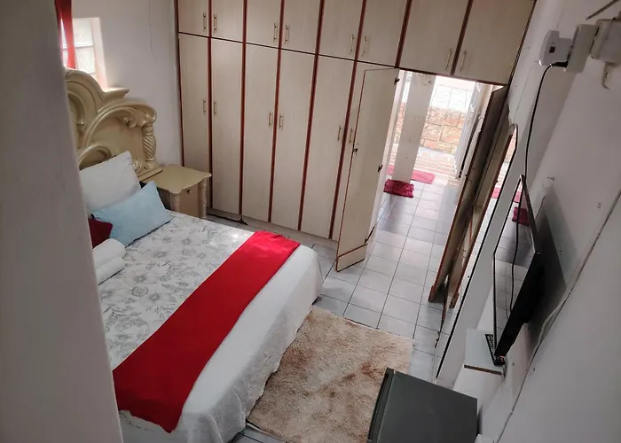 Lytton Cresent B&B Pinetown