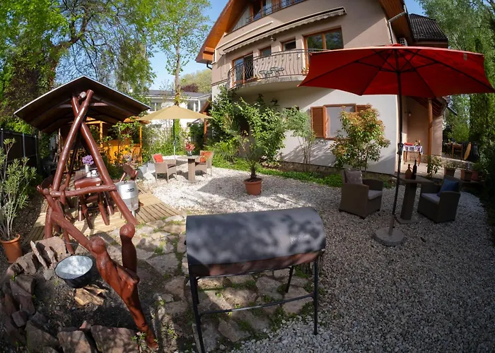 Vicze Apartmanház Siófok
