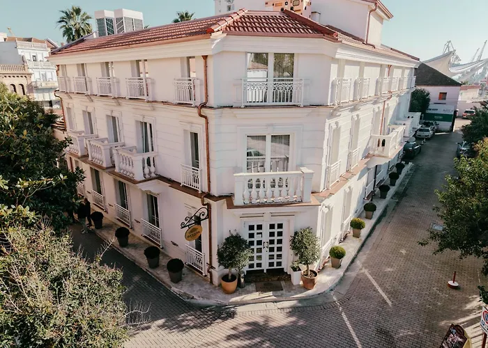 Giulia Albérgo Hotel Durrës