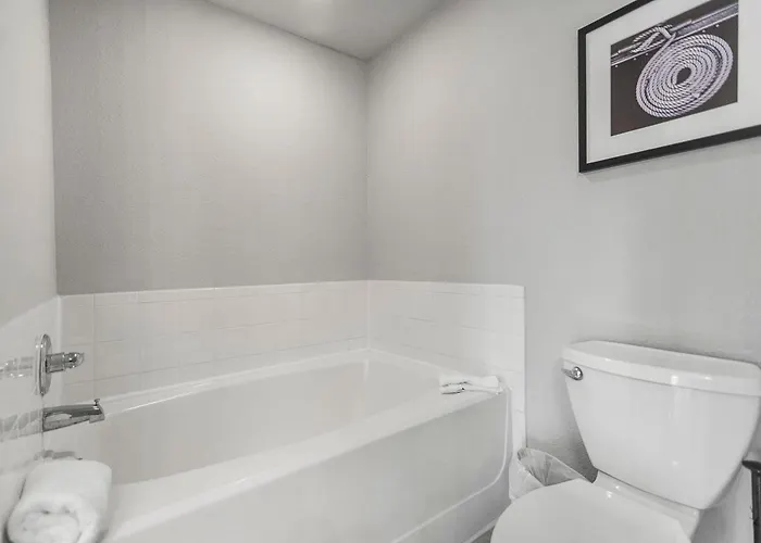 Kasa Wellington South Florida Aparthotel
