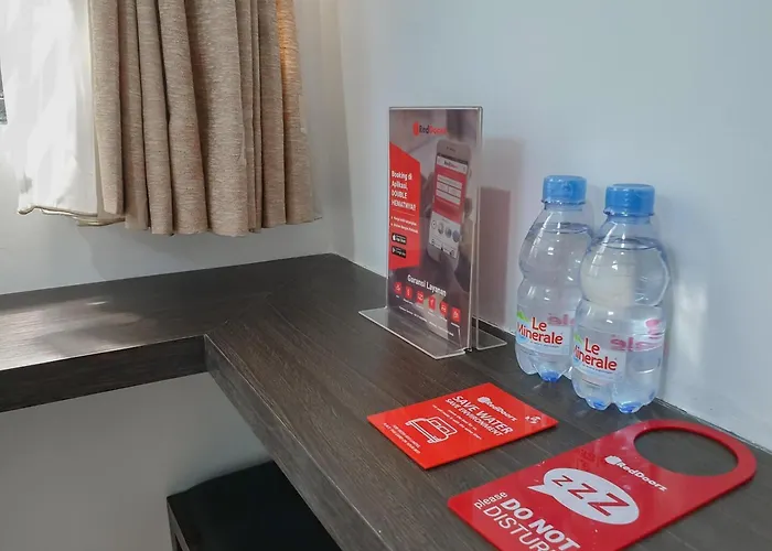 Reddoorz Near Istana Plaza 3 Bandung
