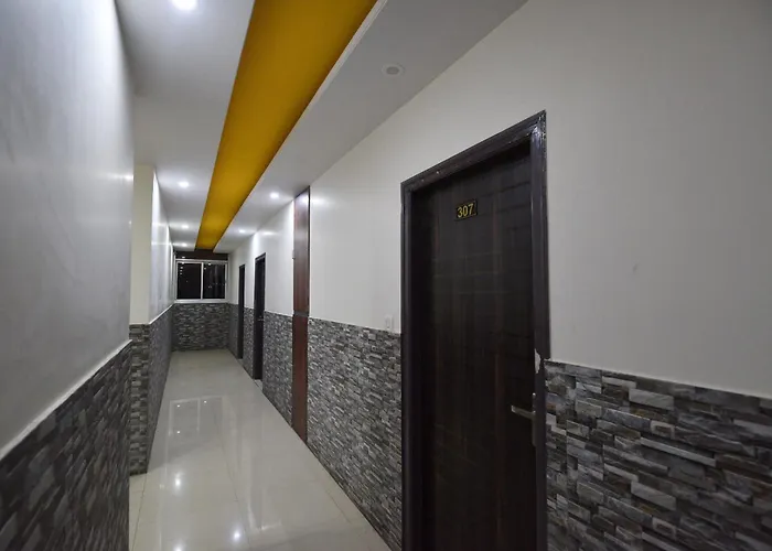 Hotel O Apple 9 Jaipur
