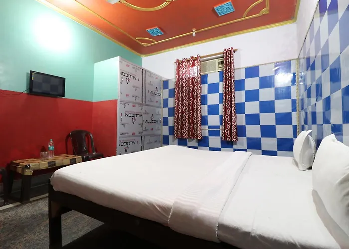 Capital O Honey Hotel Raipur 