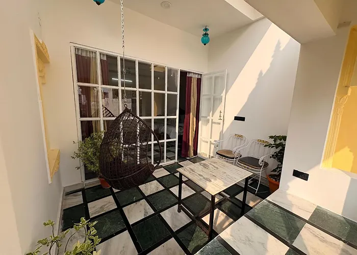 Hotel Ushaan Haveli Udaipur